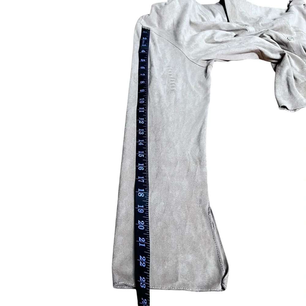 VINTAGE MAXSTUDIO Faux Suede 90s Y2K Beige Chamois Flare Sleeve Blouse SZ: L - Picture 9 of 10